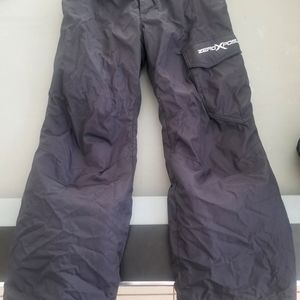 Boys size S 8 snow pants never worn